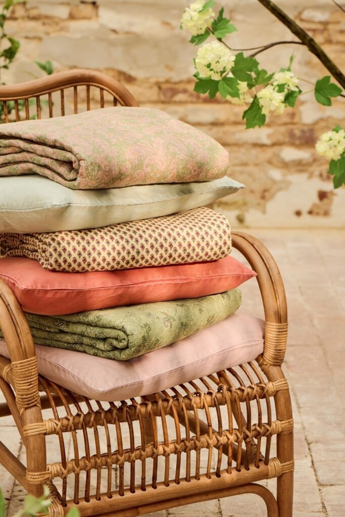IB Laursen Quilt Blockmuster Beige – Hygge Tagesdecke online kaufen bei SKANDEKO (Ansicht 2)