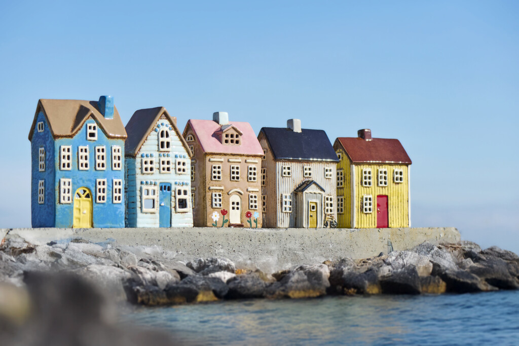 IB Laursen Lichthaus Visby Gelb mit roter Tür - IB Laursen Lichthaus (Ansicht 2)