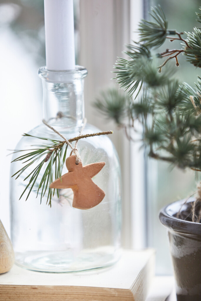 IB Laursen Weihnachtsschmuck Aufhänger im 4er-Set aus handgefertigtem Ton online kaufen bei SKANDEKO (Ansicht 2)