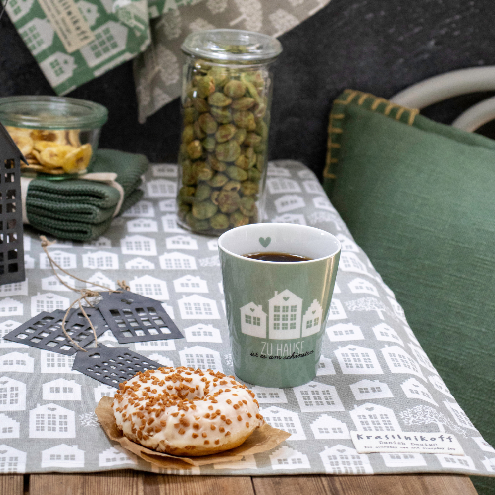 Krasilnikoff Happy Mug Becher, Zu Hause ist es am schönsten online kaufen bei SKANDEKO (Ansicht 2)