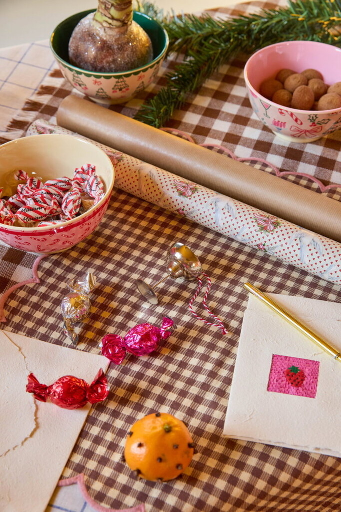 RICE Melamin Schüssel Candy Cane - Medium online kaufen bei SKANDEKO (Ansicht 2)