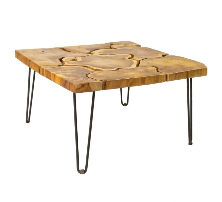 Quadratischer Couchtisch aus recyceltem Holz
