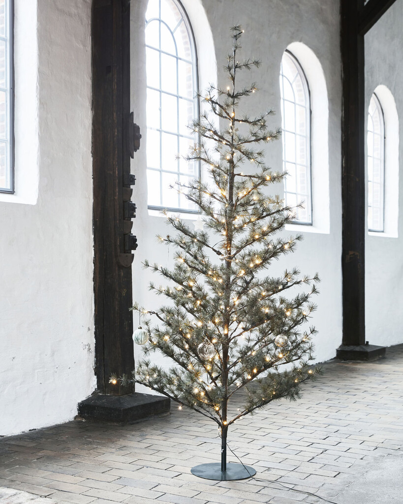 House Doctor Künstlicher Weihnachtsbaum mit LED-Lichtern HDPin online kaufen bei SKANDEKO (Ansicht 2)