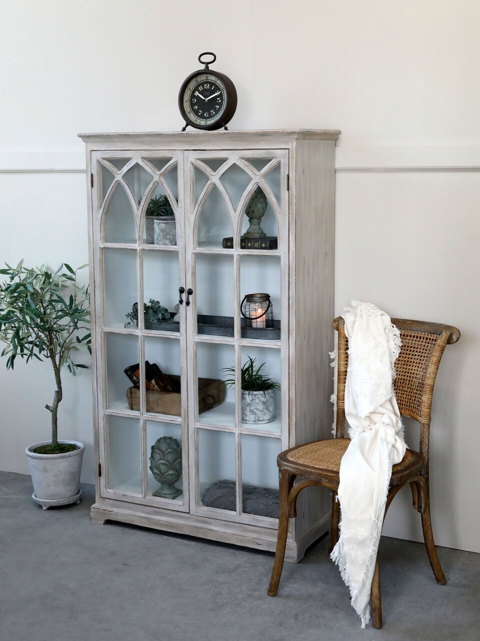 Chic Antique Shabby Chic Vitrine mit Kreuztüren online kaufen bei SKANDEKO (Ansicht 2)