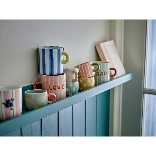 Impressionen zu Bloomingville Cherish Becher DAD aus Steingut, Blau – Handbemalt, Bild 1