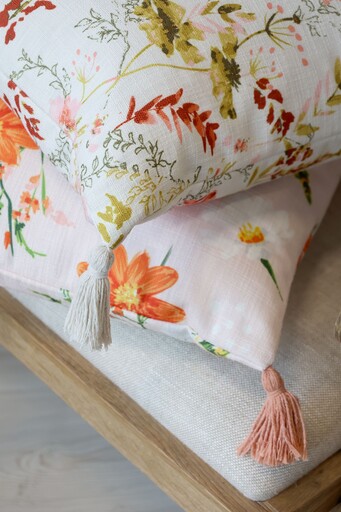 Impressionen zu Chic Antique Aix Kissebezug mit Quasten und Blumenmotiv, Bild 1