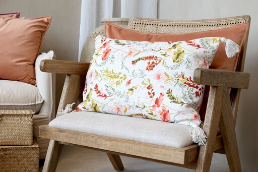Impressionen zu Chic Antique Aix Kissebezug mit Wildblumen und Quasten, Bild 1
