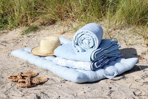 Impressionen zu Chic Antique Aix Quilt mit Blumenmuster, sky blue, Bild 2