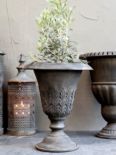 Impressionen zu Chic Antique Blumentopf mit Dekor auf Fuß, Bild 2