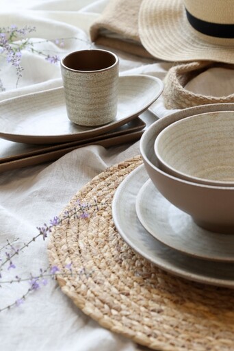 Impressionen zu Chic Antique Melamin Tablett Cassis Latte, oval, Bild 2