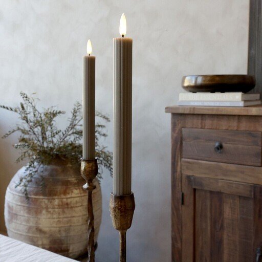 Impressionen zu Chic Antique LED-Stabkerzen Cenon mit Rillen 2er-Set, Bild 3