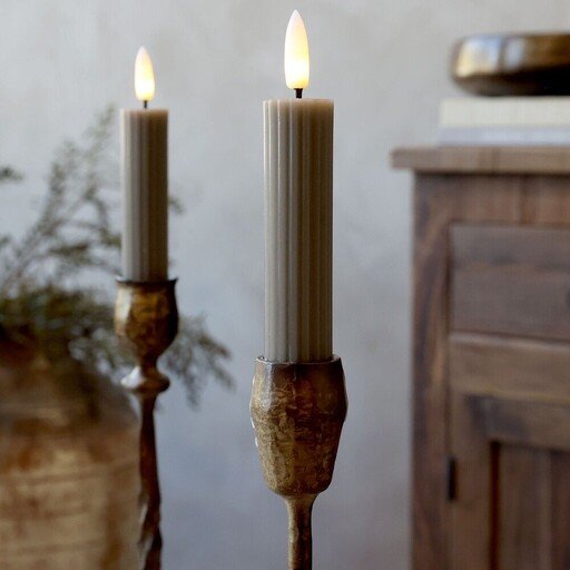 Impressionen zu Chic Antique LED-Stabkerzen Cenon mit Rillen 2er-Set, Bild 8