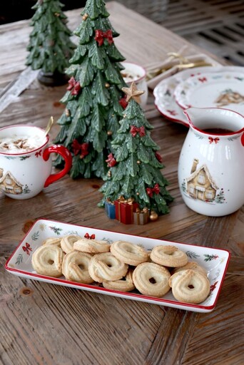 Impressionen zu Chic Antique Chalet de Noël Tablett Weihnachtsgeschirr, Bild 4