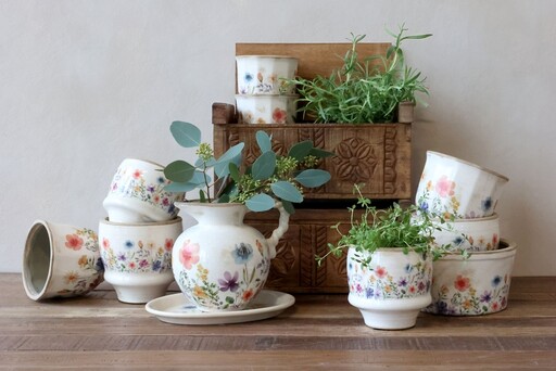 Impressionen zu Chic Antique Fleurville Tablett – Romantisches Keramiktablett im Landhausstil, Bild 1