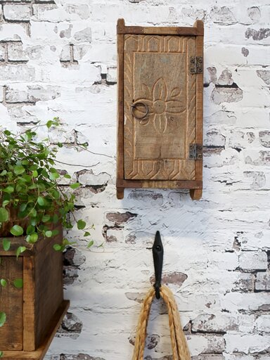 Impressionen zu Chic Antique Grimaud Wandschrank aus Backsteinform, Bild 2