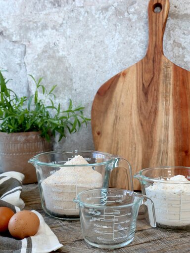 Impressionen zu Chic Antique Kanne aus Glas mit Messeinheiten, Bild 1