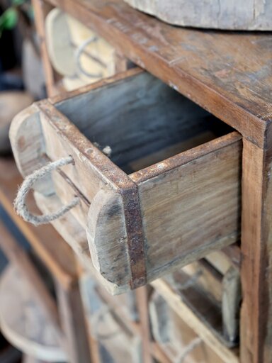 Impressionen zu Chic Antique Kommode mit 18 Ziegelformen Grimaud, Bild 2