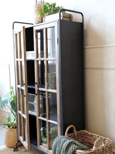 Impressionen zu Chic Antique Schrank auf Rädern, Bild 3
