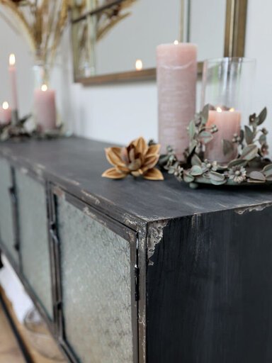 Impressionen zu Chic Antique Sideboard mit mattierten Glastüren & Regal, Bild 2