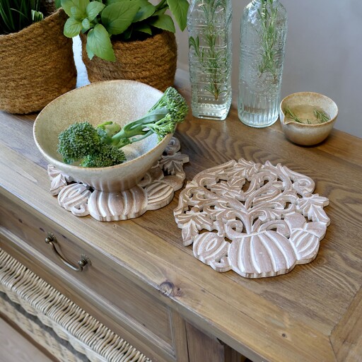 Impressionen zu Chic Antique Tours Holz Untersetzer mit Schnitzereien, Bild 1