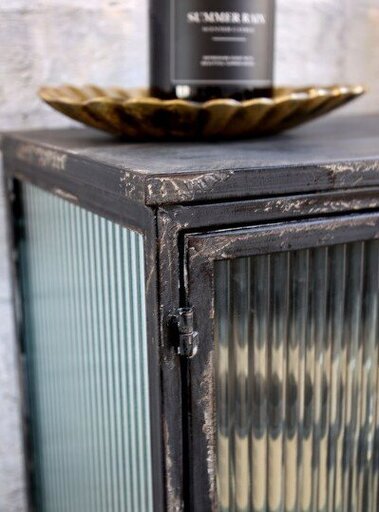 Impressionen zu Chic Antique Vitrinenschrank mit gerillten Glastüren, Bild 6