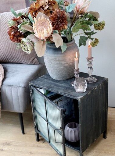 Impressionen zu Chic Antique Vitrinenschrank mit gerillten Glastüren, Bild 9