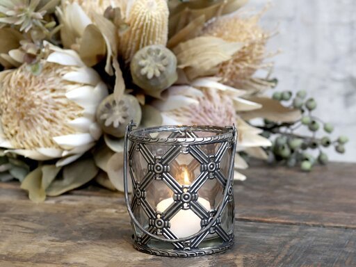 Impressionen zu Chic Antique Windlicht mit Henkel und Karomuster, Bild 1