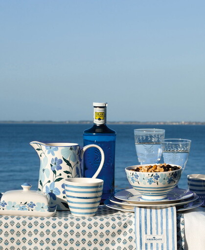 Impressionen zu GreenGate Suppenschale Laerke petit white, Bild 1