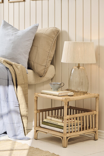 Impressionen zu IB Laursen Beistelltisch Janet aus Rattan, Bild 1
