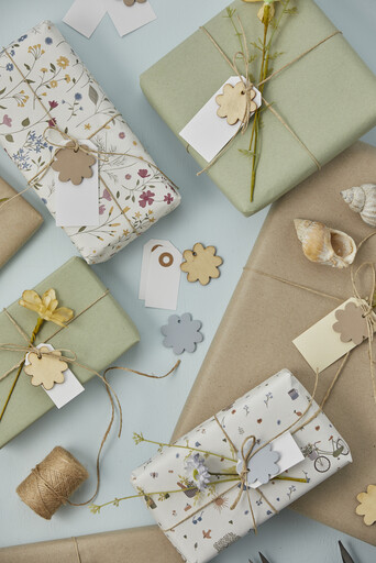 Impressionen zu IB Laursen Geschenkanhänger aus Holz Blume, Bild 1