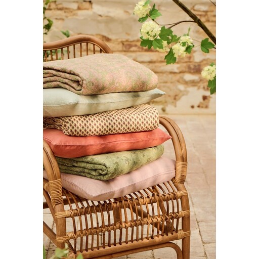 Impressionen zu IB Laursen Quilt Blumenranke Grün, Bild 1