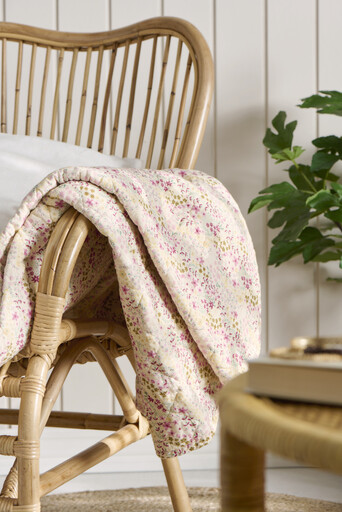 Impressionen zu IB Laursen Quilt mit verschiedenen Blumen-Mustern, Bild 3