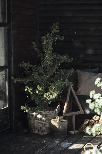 Impressionen zu IB Laursen Tannenbaum aus Barkzweigen, Bild 4