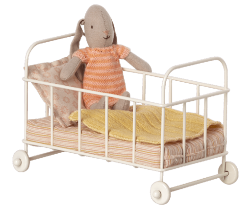 Impressionen zu Maileg Micro Kinderbettchen aus Metall, Bild 2