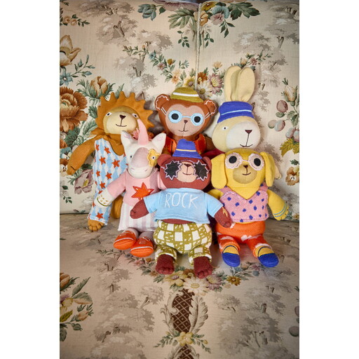 Impressionen zu RICE Gestricktes Kuscheltier für Kinder in Tierform, Bild 1