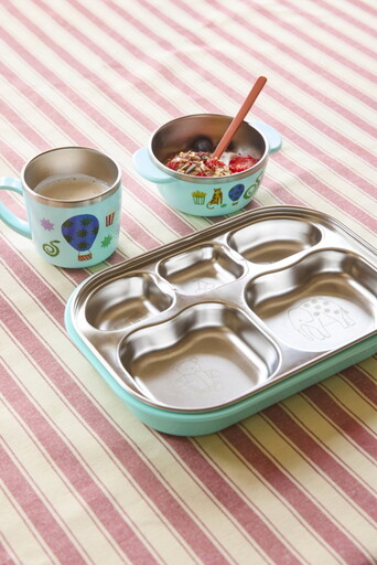 Impressionen zu RICE Edelstahl Babybecher Kinderbecher Fun Fair mit Henkel, Bild 6