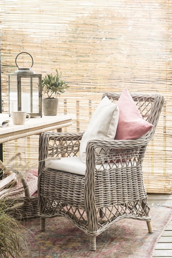Impressionen zu IB Laursen Stuhl aus Rattan mit Kissen, Bild 3
