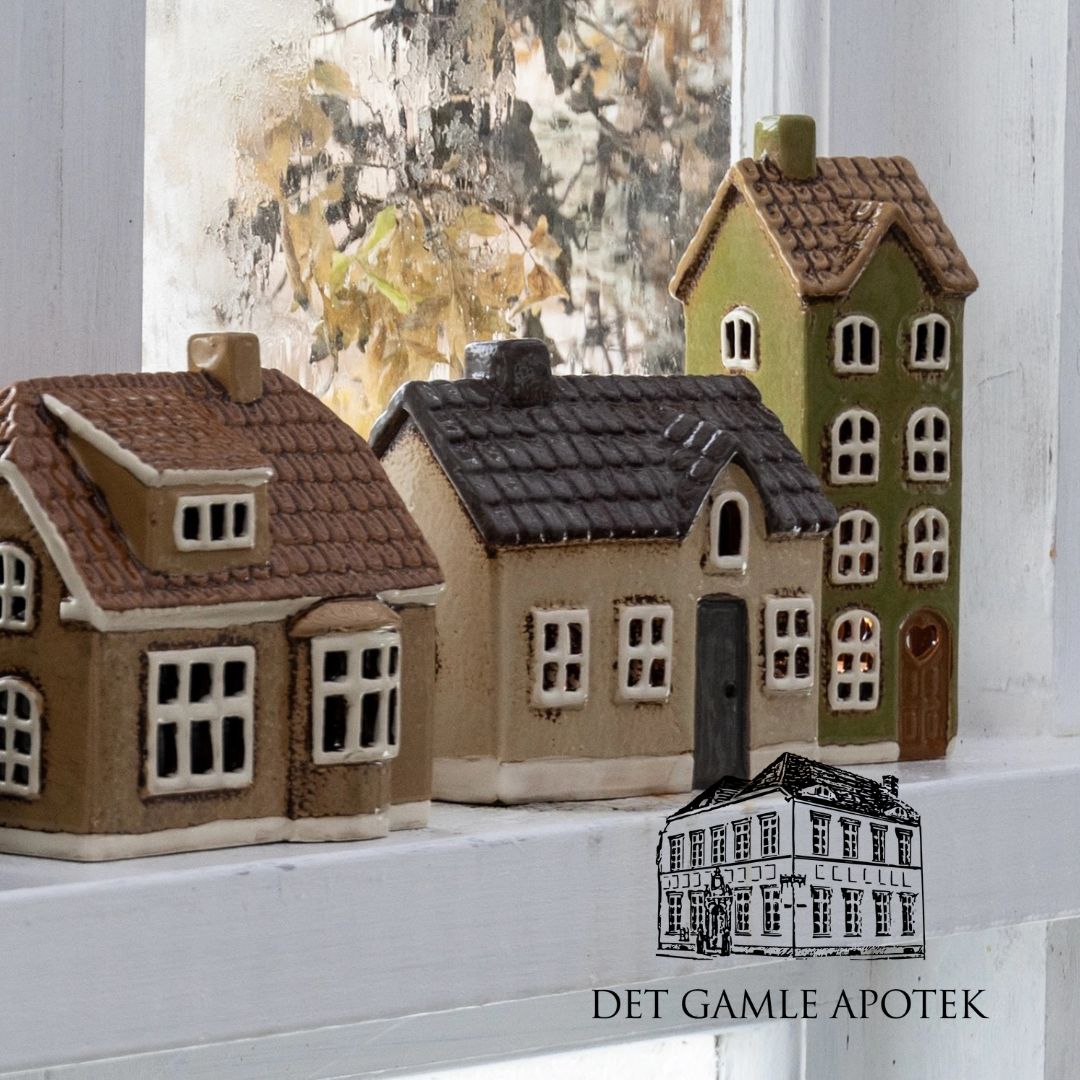 Die alte Apotheke Häuser